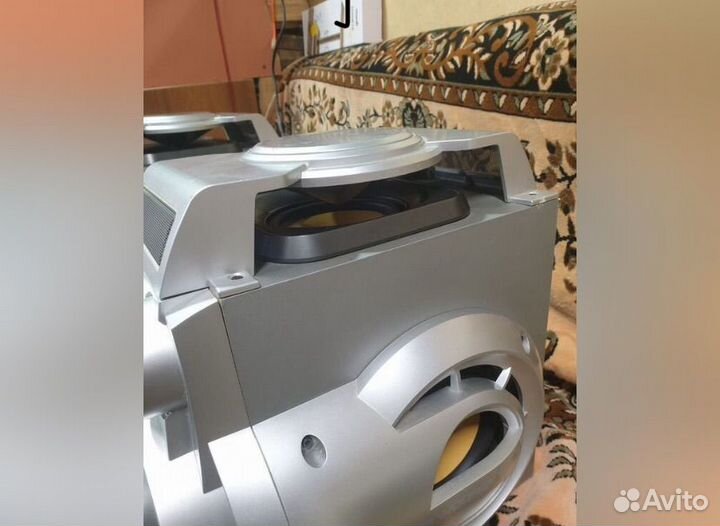 Музыкальный центр