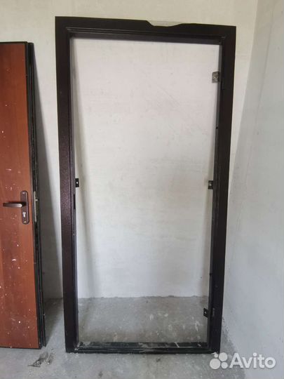 Дверь входная