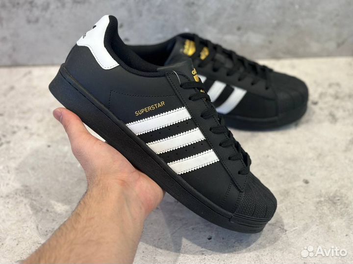 Adidas superstar