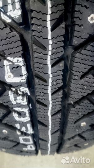 Bridgestone Ice Cruiser 7000S 185/65 R14 86T