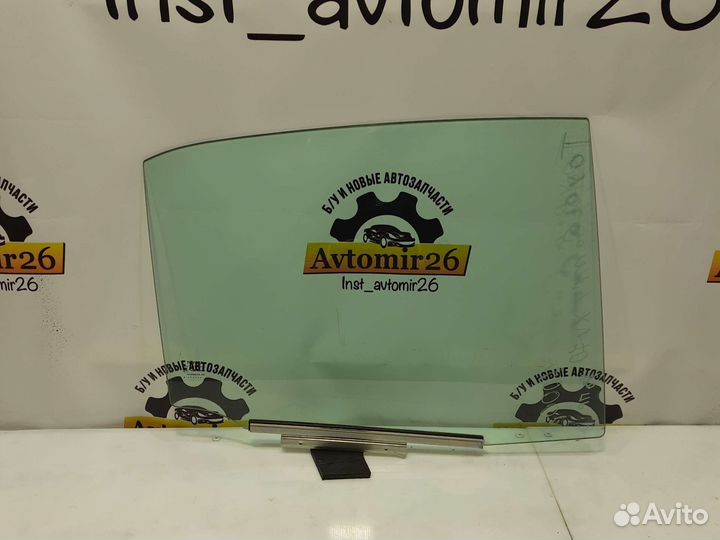 Стекло заднее правое toyota camry v70