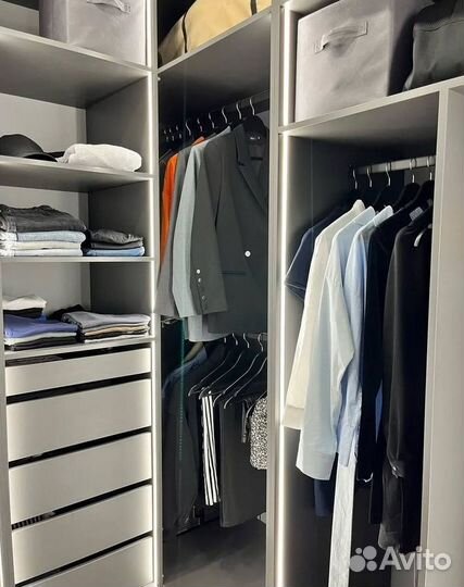 Гардеробная на заказ с подсветкой