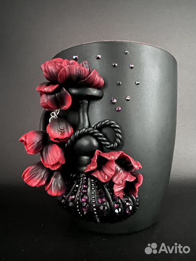 Кружка с декором из полимерной глины