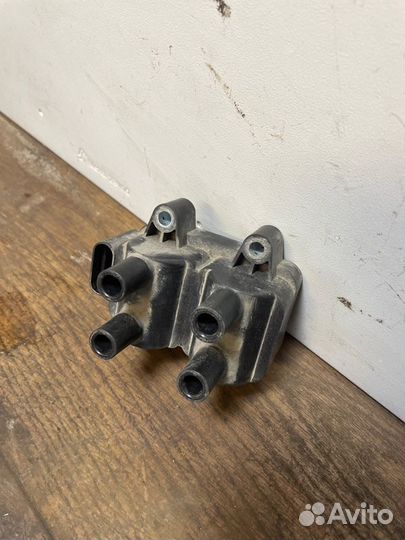 Катушка зажигания Renault Logan K7J 2008