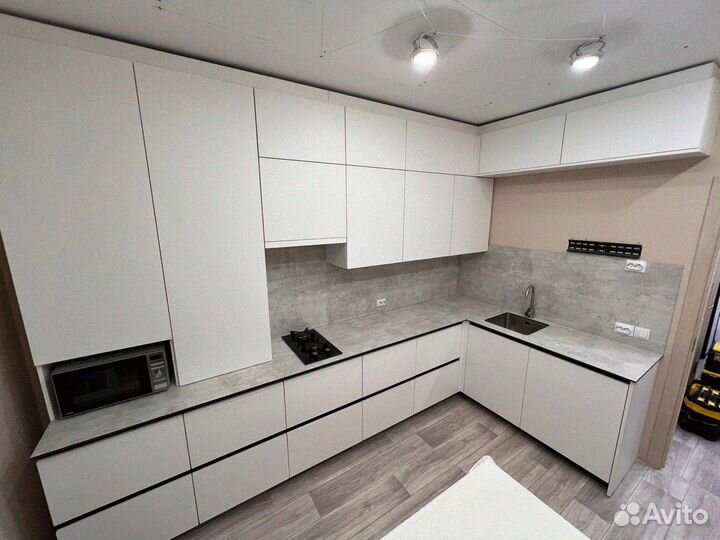 Кухонный гарнитур / угловая кухня