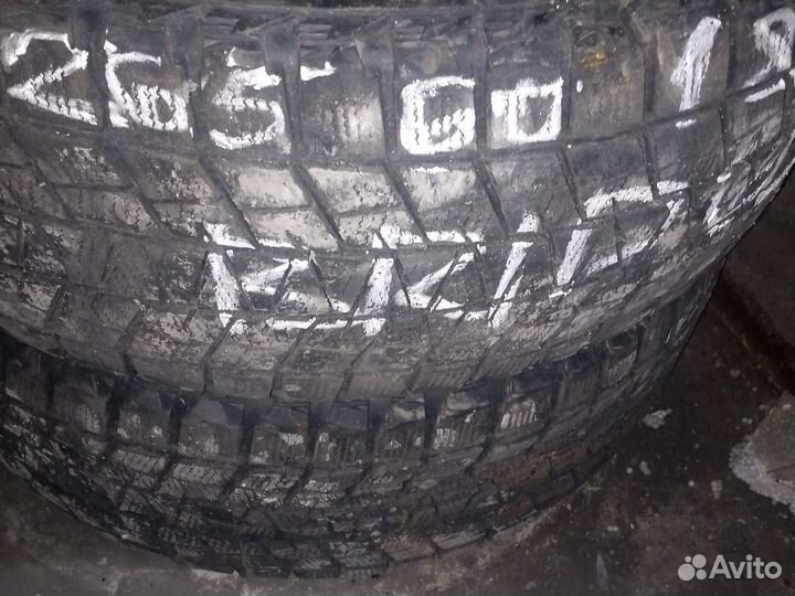 Bridgestone Blizzak DM-V1 265/60 R18