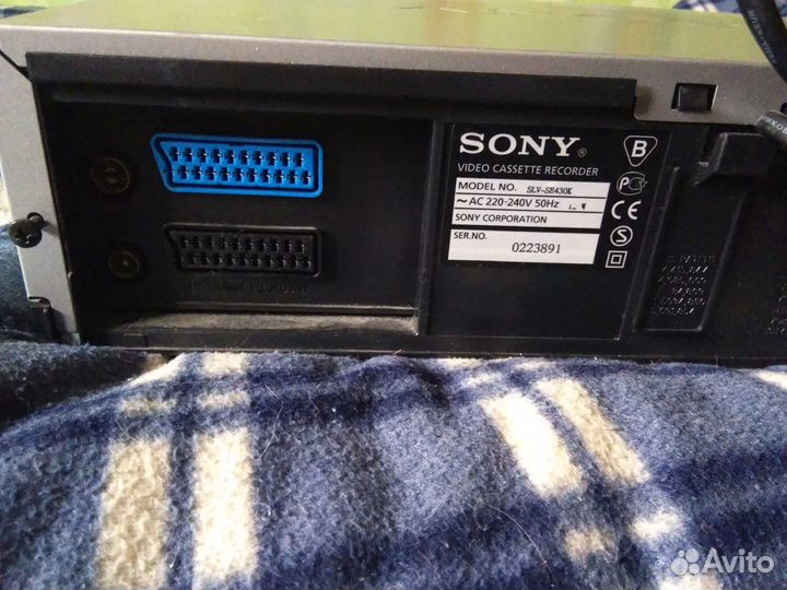 Видеомагнитофон sony