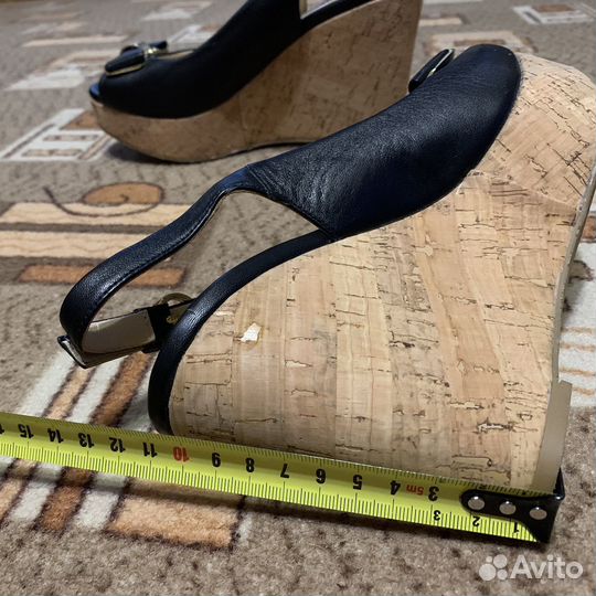 Босоножки 38