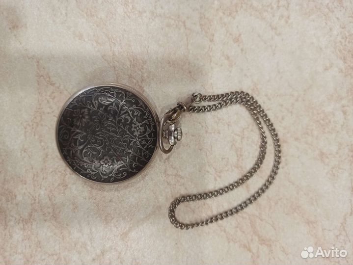 Часы карманные молния