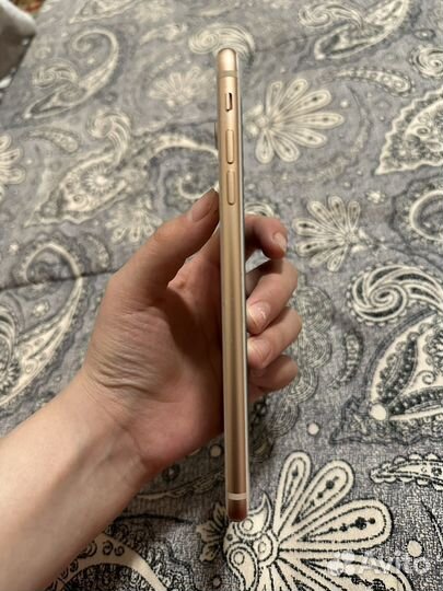iPhone 8 Plus, 64 ГБ