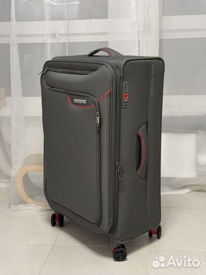 Чемодан american tourister большой M