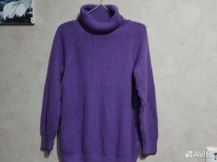 Свитер женский