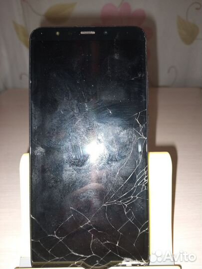 Xiaomi Redmi 5, 3/32 ГБ