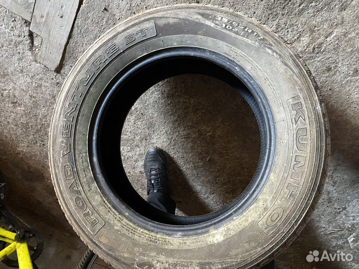 Kumho Road Venture ST KL11 235/65 R17