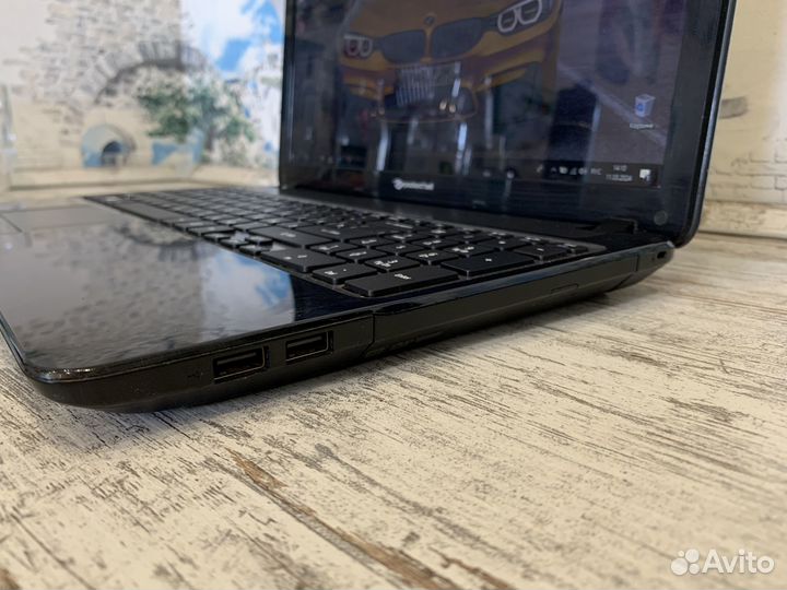 Брутальный Acer (A8-4ядра/500GB/RAM 8GB/R7640)