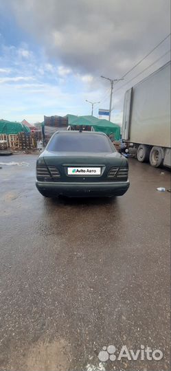 Mercedes-Benz E-класс 2.4 AT, 1998, 220 000 км