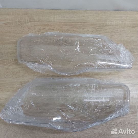 Стекла фар Volkswagen Passat B6