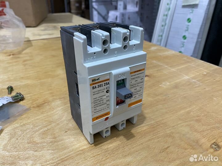 Автоматический выключатель DEKraft BA-301 25А