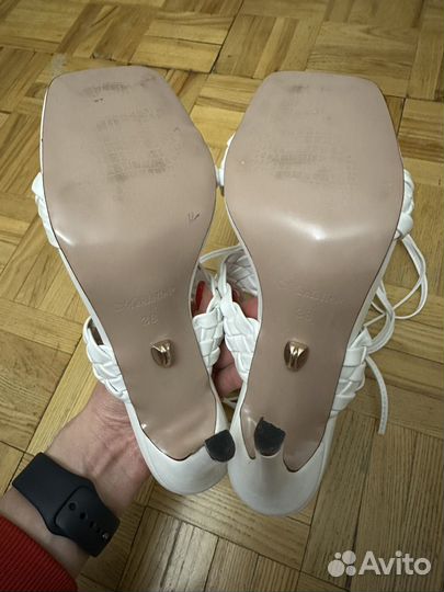 Босоножки женские