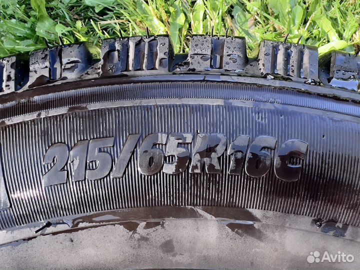 Michelin Agilis Alpin 215/65 R16 107