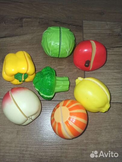 Игрушечные фрукты, овощи, продукты