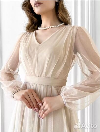 Вечернее платье