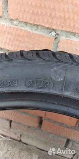 Triangle PL02 245/45 R19