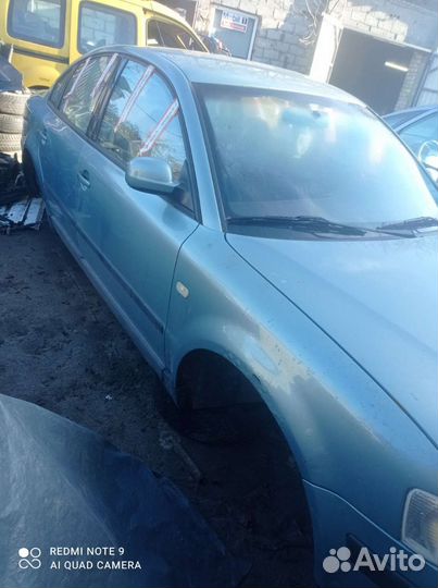 Кузов Фольцваген Пассат Б5 1,6 бен. AHL мех.96-00г