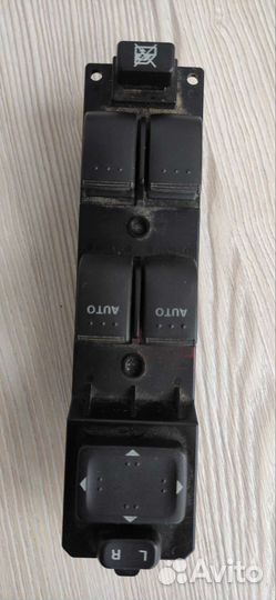 Блок управления стеклоподъёмниками Mazda Cx-7