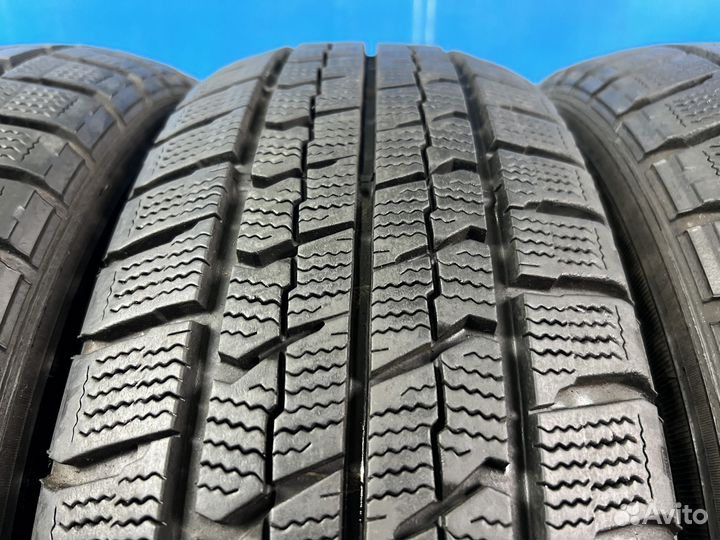 Goodyear Ice Navi Zea II 205/60 R16 92R