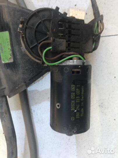 Вольво 440 Трапеция дворников