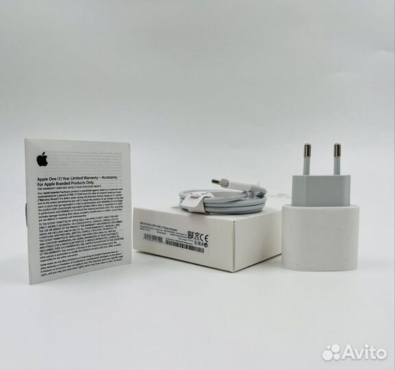 Зарядка на iPhone 20w комплект