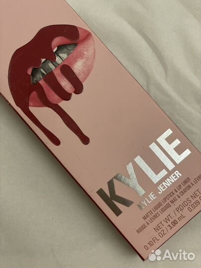 Kylie cosmetics набор для губ 504