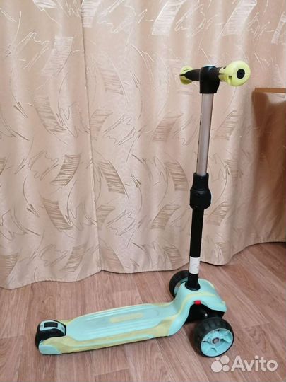 Самокат детский трехколесный бу