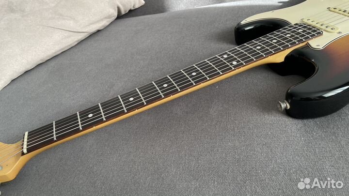 History SH-SV/R Stratocaster Heritage wood series