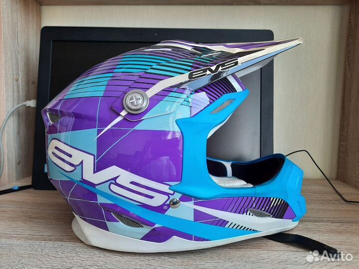 Кроссовый шлем evs t7, размер М