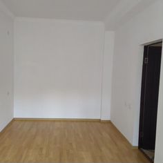 Фото 4: 2-к. квартира, 78 м², 6/6 эт.