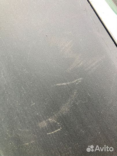 Накладка двери передней левой Renault Kaptur