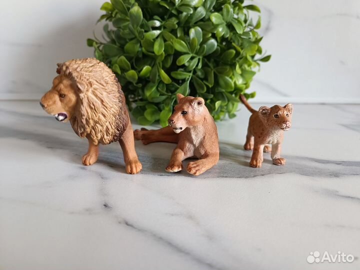 Фигурки Schleich львы