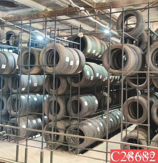 Bridgestone Blizzak LM-32 215/55 R16 97N