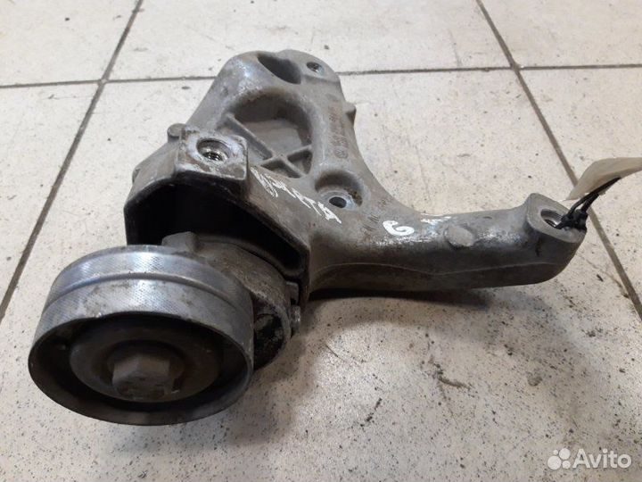 Кронштейн вспомогательных агрегатов Volkswagen