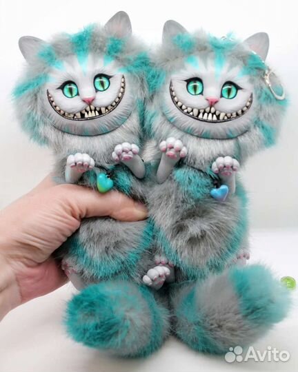 Брелоки чеширски кот образец