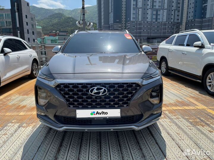 Hyundai Santa Fe 2.2 AT, 2019, 67 000 км