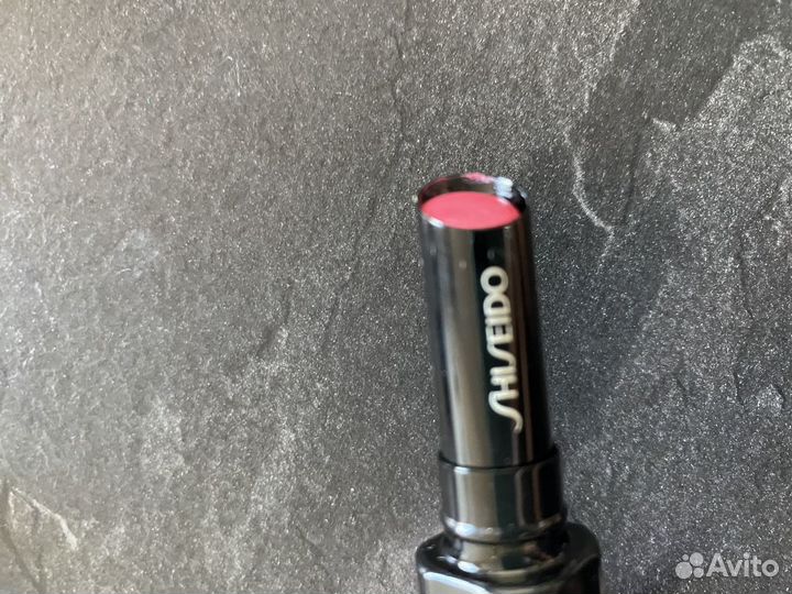 Shiseido помада