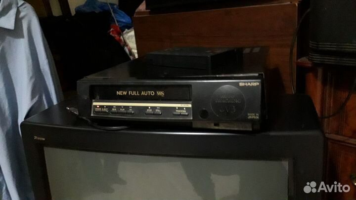 Видеомагнитофон sharp