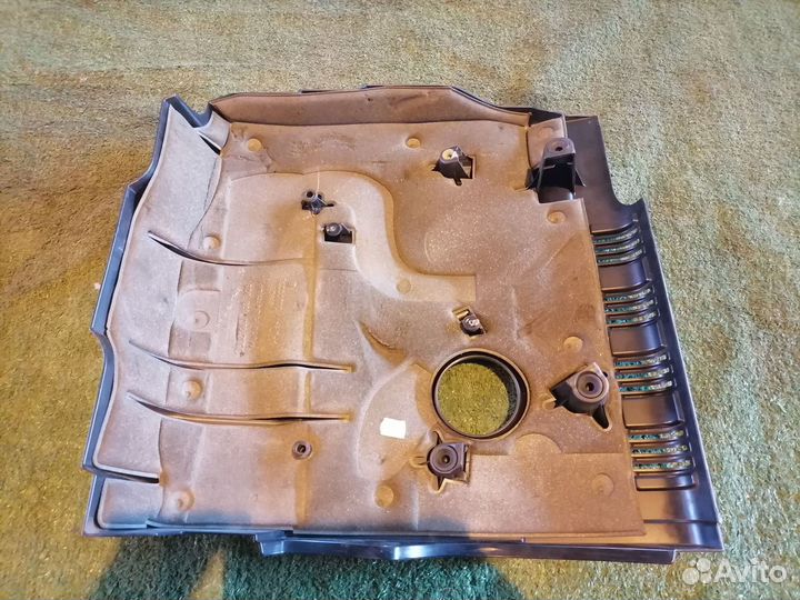 Декоративная крышка двс 06J103925L Audi A4 B8 8K5