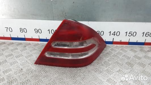 Фонарь задний правый mercedes benz C-class W203 (L