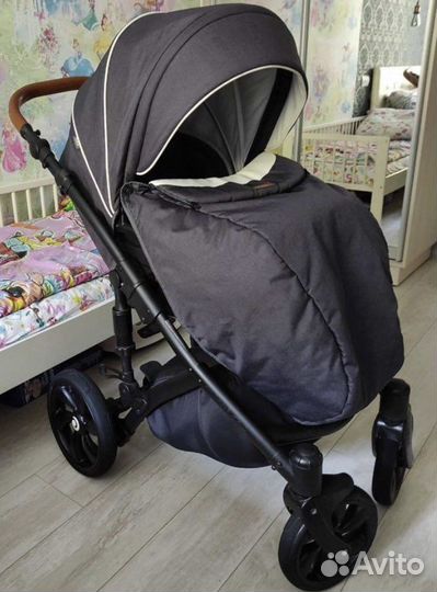 Детская коляска