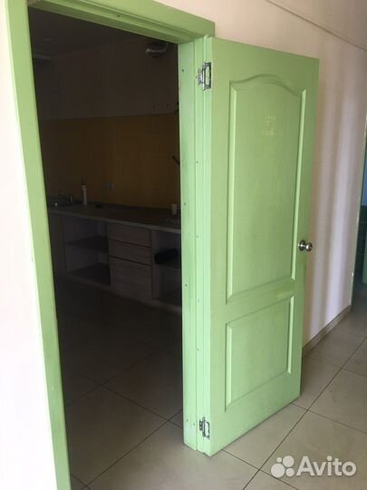 Двери деревянная