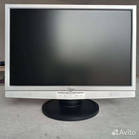 Монитор 19 дюймов